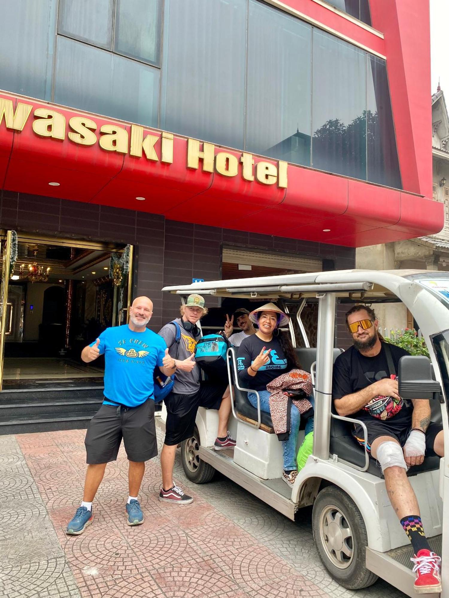 Kawasaki Noi Bai Airport Hotel ภายนอก รูปภาพ